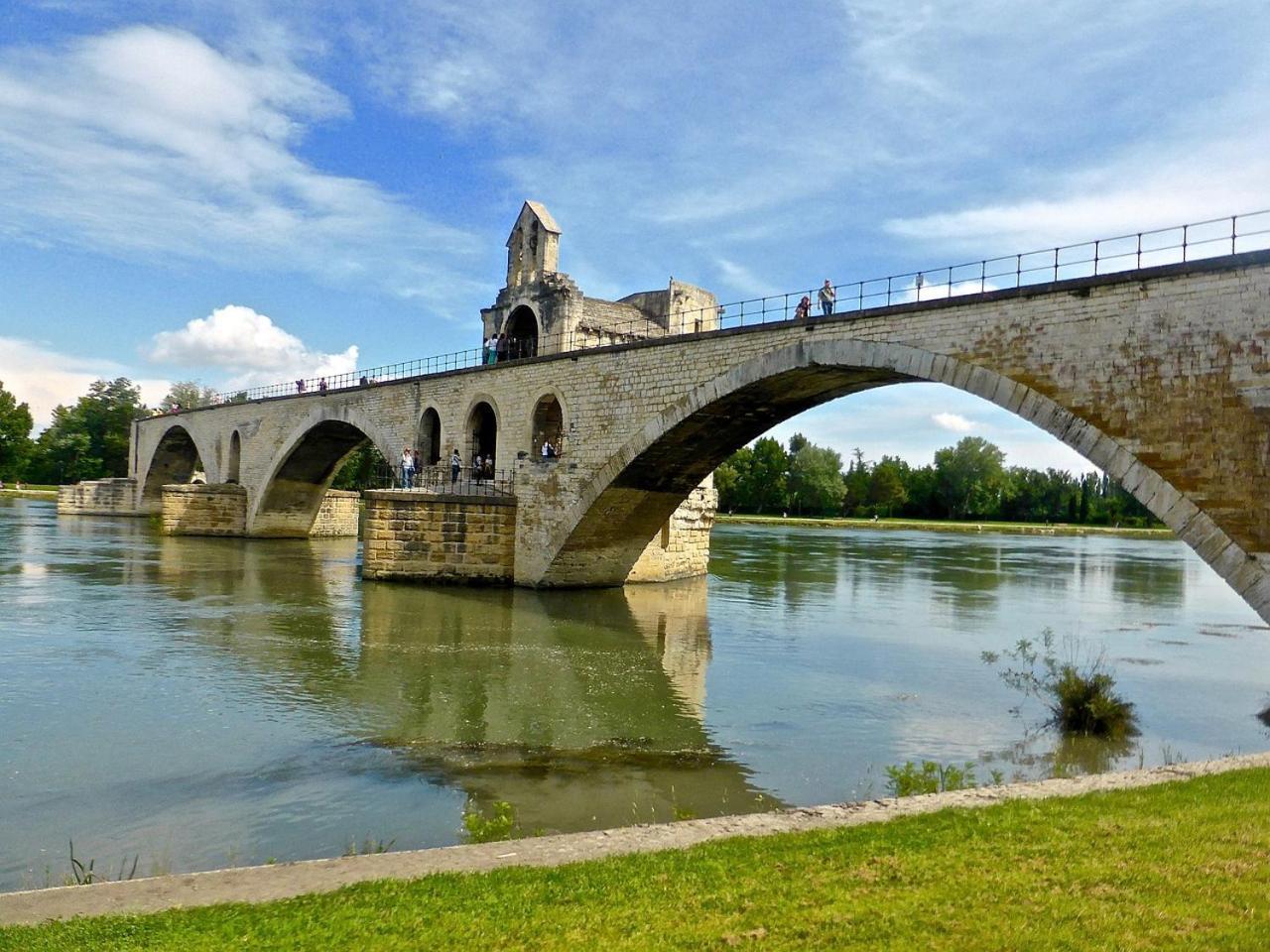 Serenite Au Palais Romantique Jacuzzi Avignon